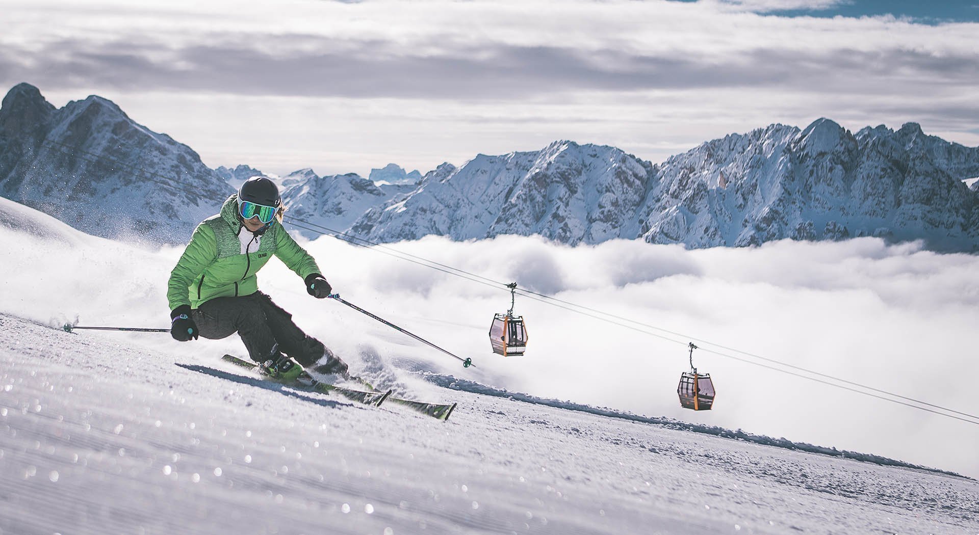 Skifahren, roSkifahren, rodeln und winterwandern in den Dolomiten deln und winterwandern in den Dolomiten
